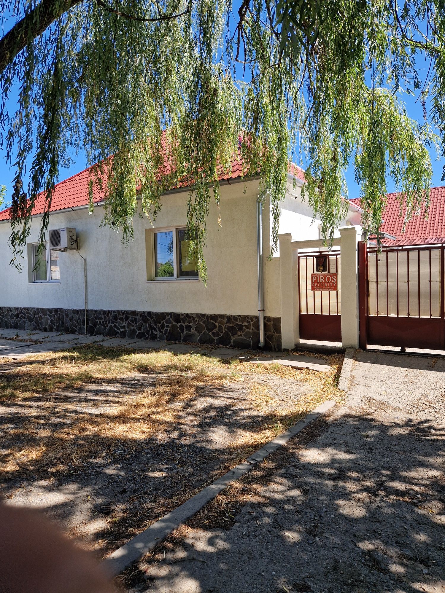 Proprietate 2800mp
