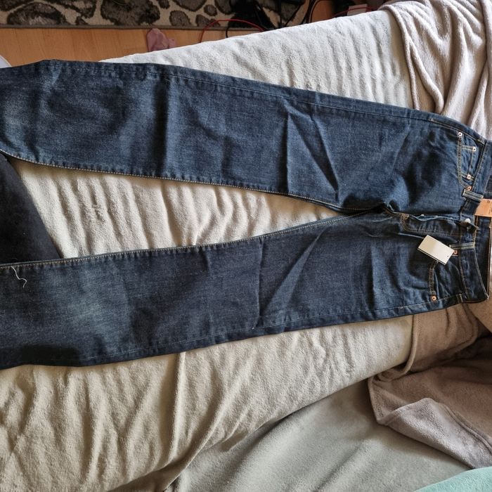 Blugi originali Levi's,albastru indigo, W 29/L 34,noi.Super pret