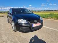 Vând Volkswagen Golf 5 1.9 TDI.