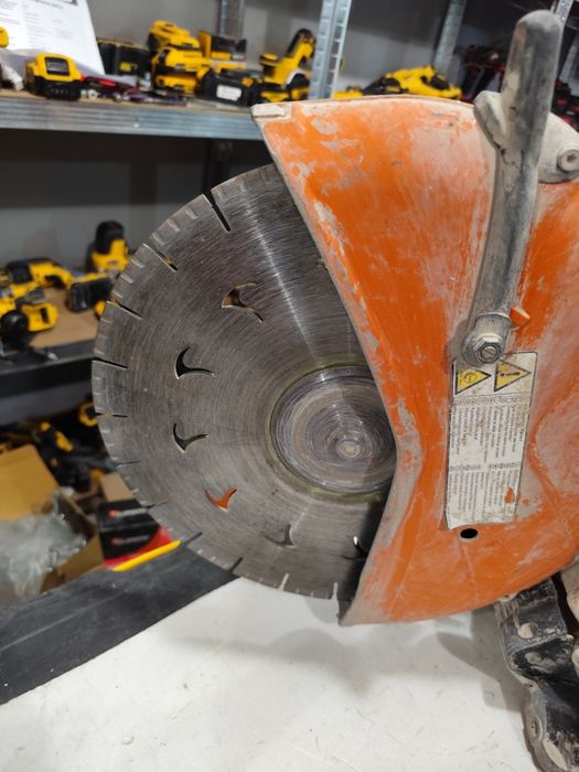 Машина за рязане Щил Stihl TS 420