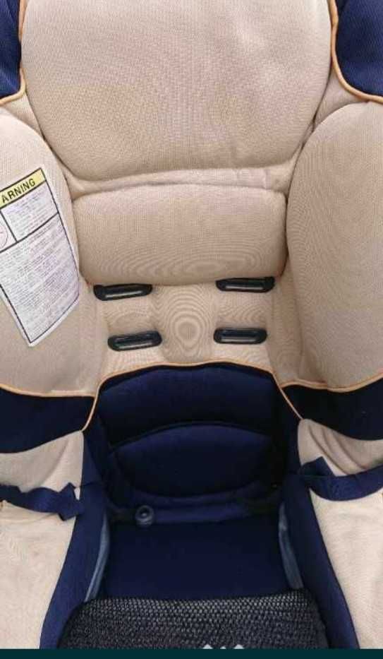 Scaun auto Brevi, copii 25 kg.