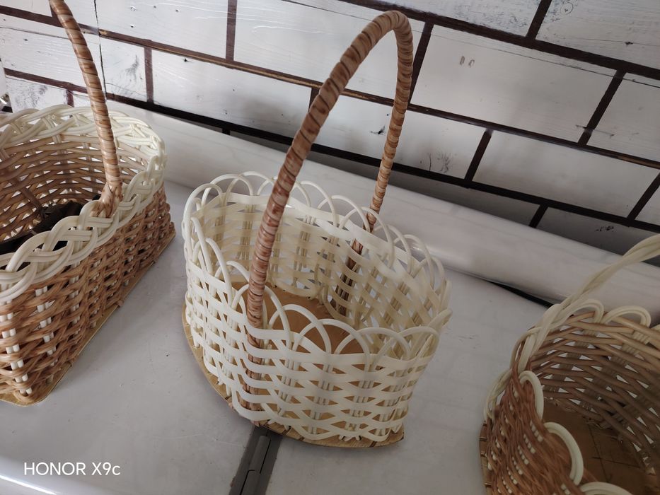 Корзина для цветов и подарков игрушки