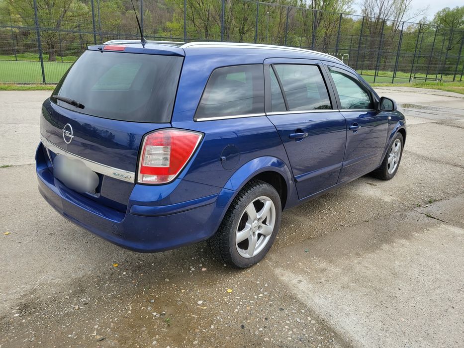 Opel astra h 1.7 facelift 2010