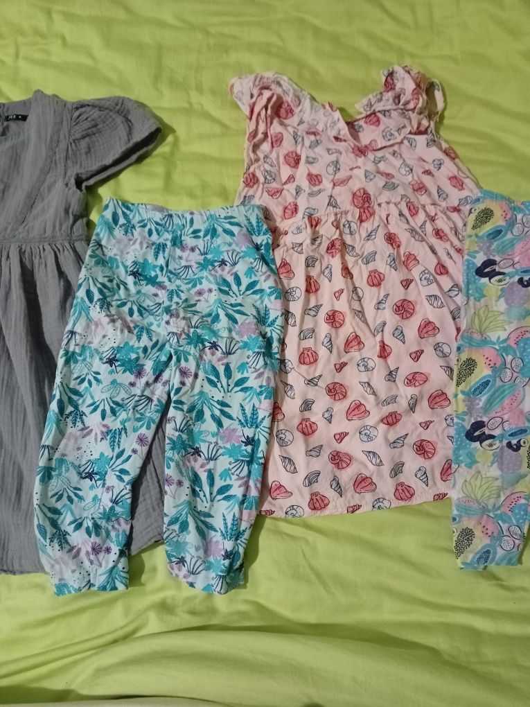 set lot 4 hainute 7 8 ani 128 134 2 rochite vara + 2 perechi pantaloni