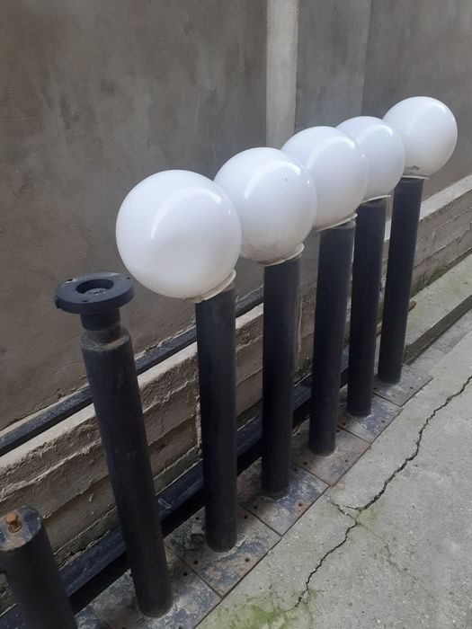 Ночные светильники для садовых дорожек