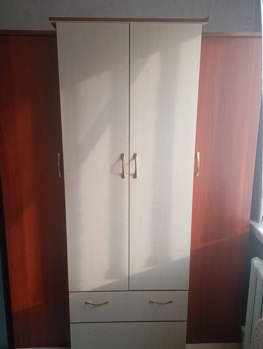 Продам шкаф и кровать