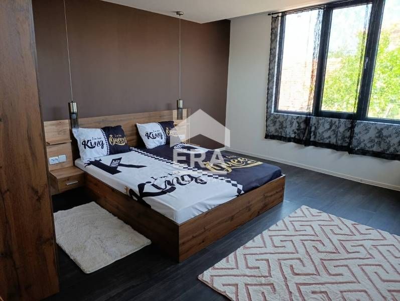 Двуетажна обзаведена къща в село Бенковски област Варна