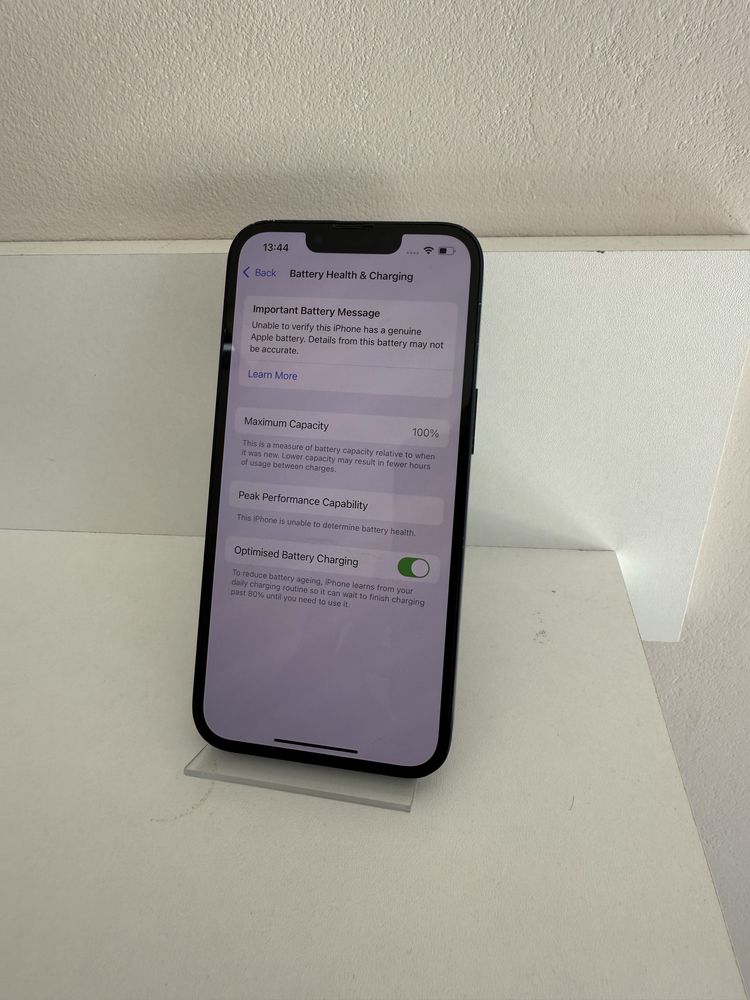iPhone 13 / 100% Батерия