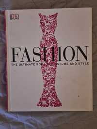 The Ultimate Book of Costume and Style Carte Fashion.