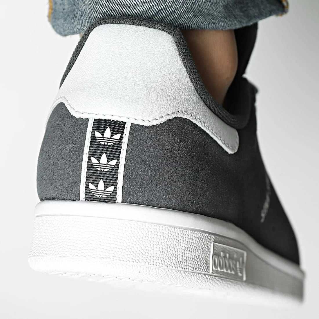 Оригинални кожени кецове * ADIDAS STAN SMITH * EU40 -47 2/3