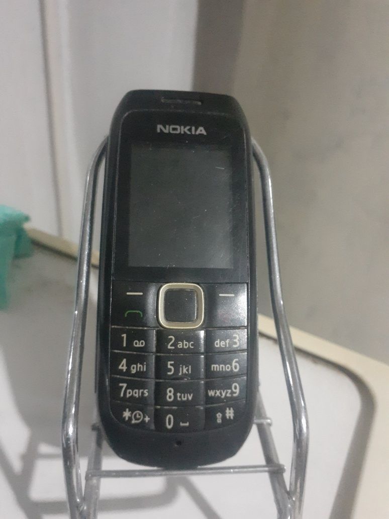 Nokia 1616 модель..