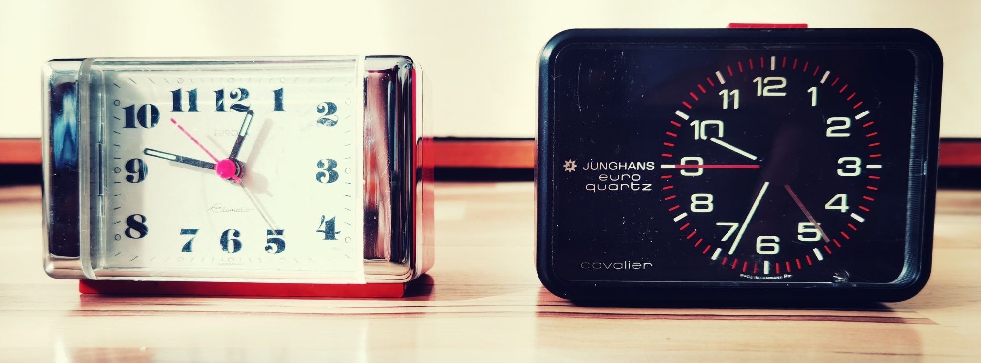 Ceasuri deșteptătoare de masă Junghans Europa retro vintage colecție