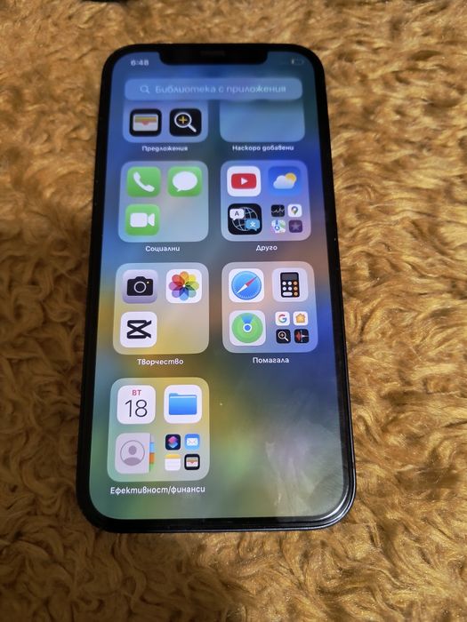 Продавам IPHONE 12   64gb