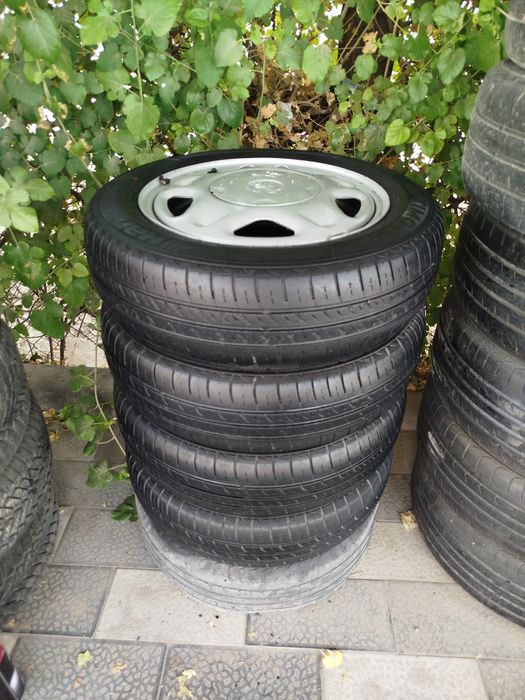 Продаётся заводские шины в сборе от Спарк