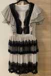 Rochie plisata cu dantela