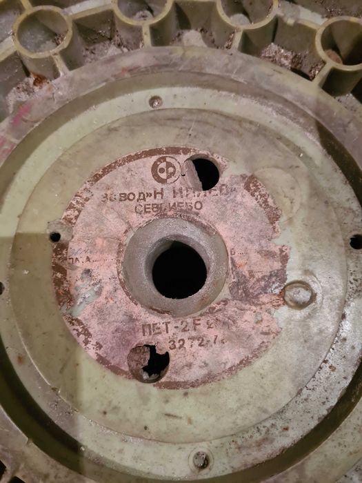 Продавам емайлиран бобинажен проводник ПЕТ 2F 2mm/50 лв/кг