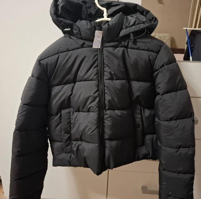 Ново яке с камъчета размер С