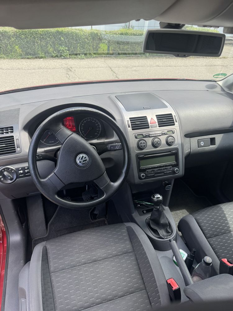 Vand  wolkswagen Touran 1.9 tdi blumotion 2009 7 locuri