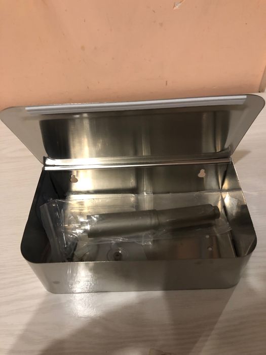 Vand suport elegant de hartie igienica