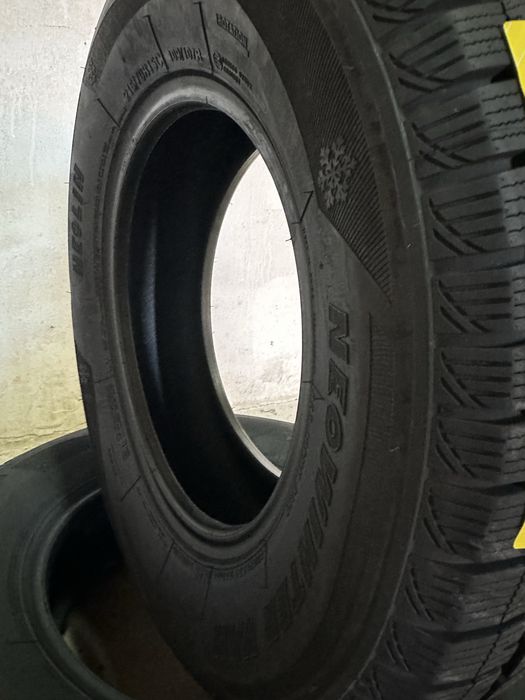Нови зимни бусови гуми NEOLIN 215/70R15C 109/107R НОВ DOT 2157015