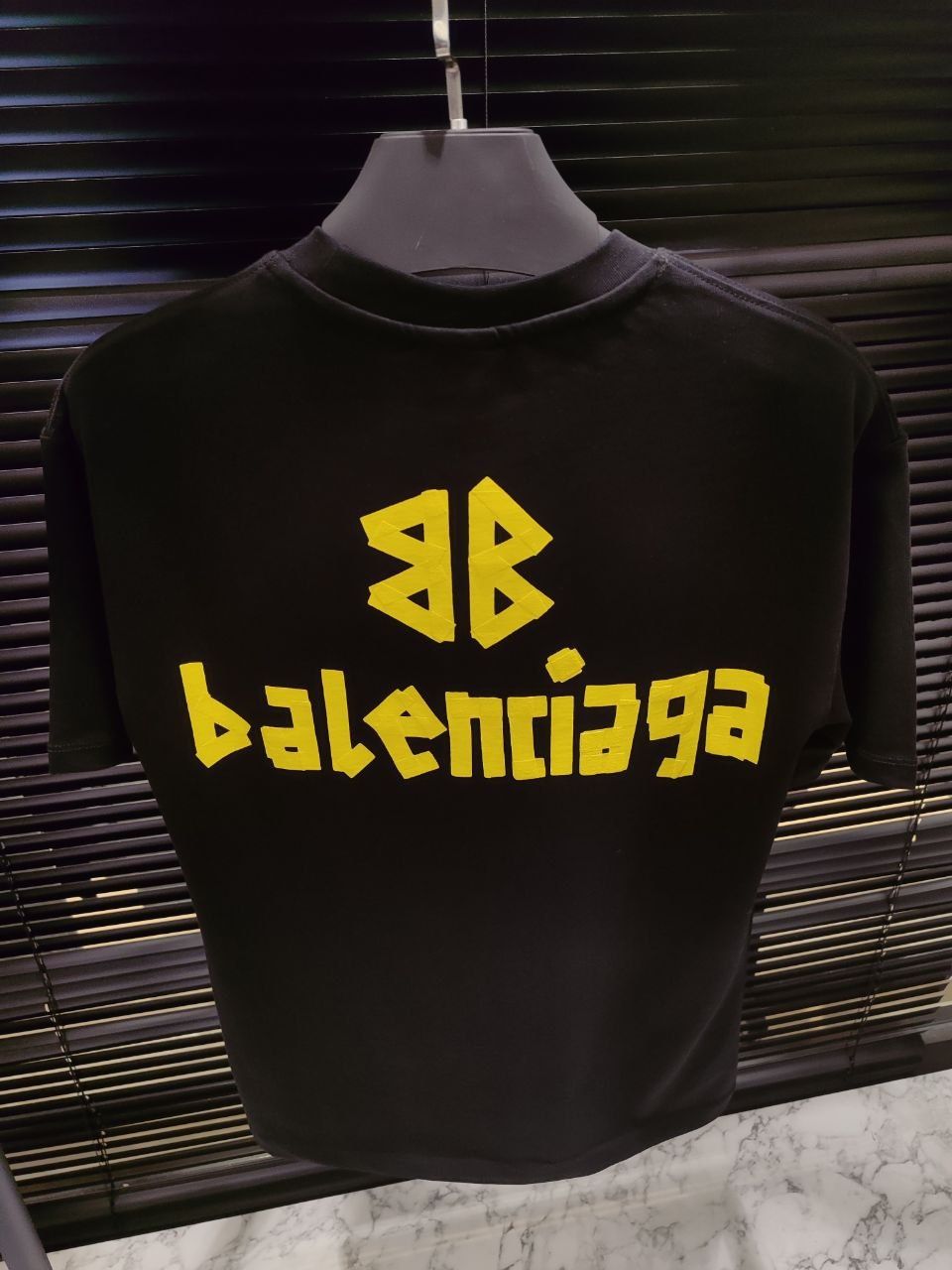 Tricou balenciaga calitate premium
