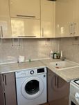 3-комнатная квартира · 58.4 м² · 2/5 этаж, Интернациональная — Мира