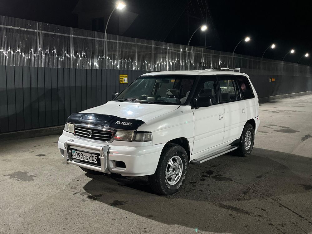 Мазда MPV срочно  вариант есть +\- вложение ходовка машин