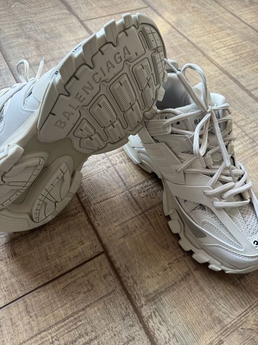 Balenciaga Track