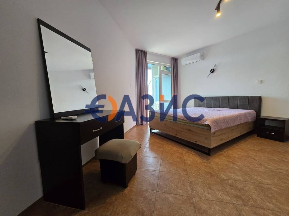 Продава се Двустаен апартамент в к.к. Слънчев бряг - 71 кв.м за 571 €/кв.м - Снимка #7