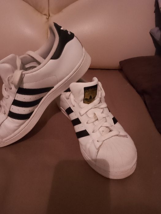Pantofi sport ADIDAD mărimea 38 stare impecabila