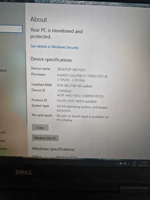 Продавам лаптоп Dell Latitude 5580 + чанта