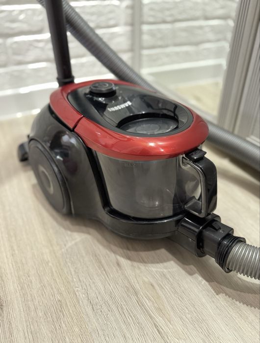 Продам пылесос SAMSUNG в отличном состоянии