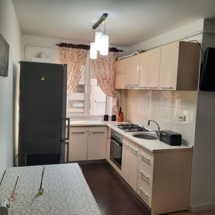 Inchiriez apartament in regim hotelier 2 camere
