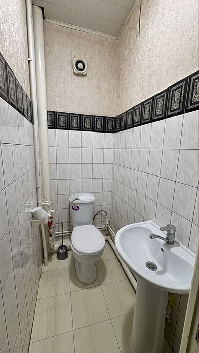 Srochno 5 xonali uy sotiladi!