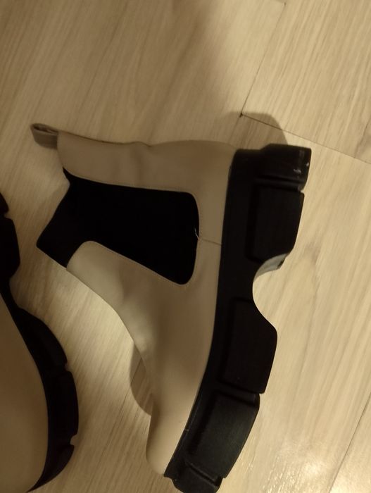 Ghetele piele naturala noi damă