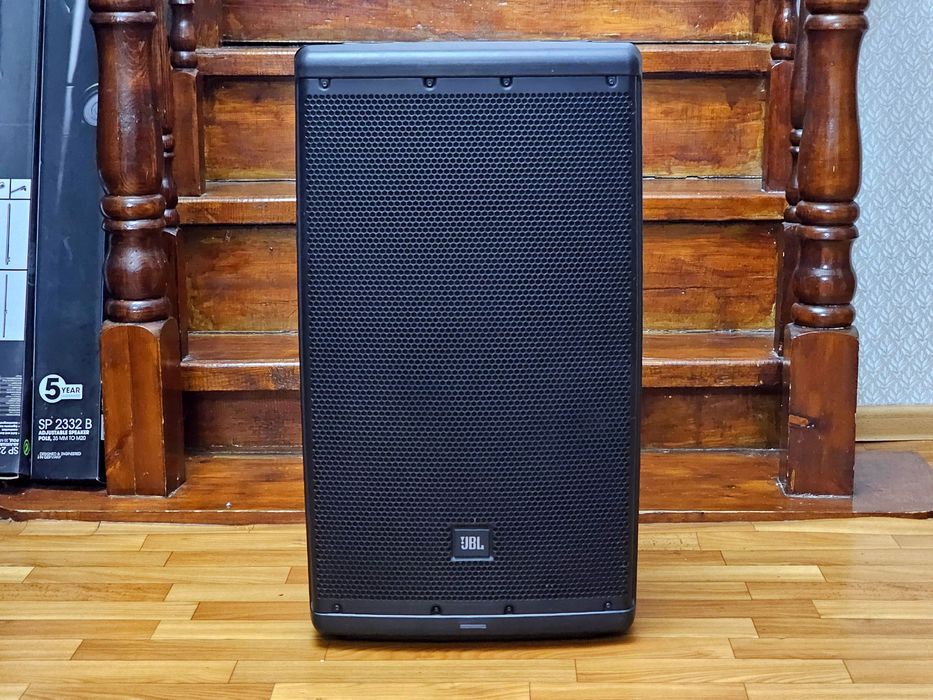 Активная колонка JBL EON 612