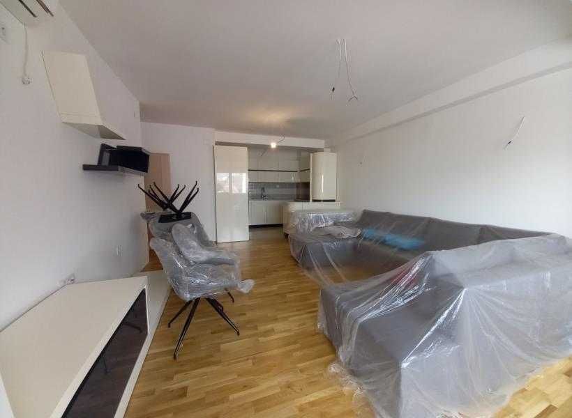 Дава се под наем Тристаен апартамент в Пловдив, Христо Смирненски - 86 кв.м за 402.9 € - Снимка #5