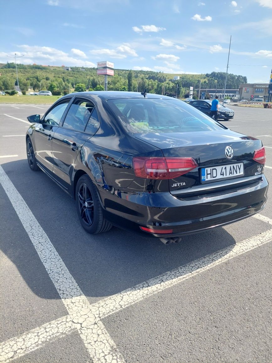 Vând jetta 2016 2.0 TDI