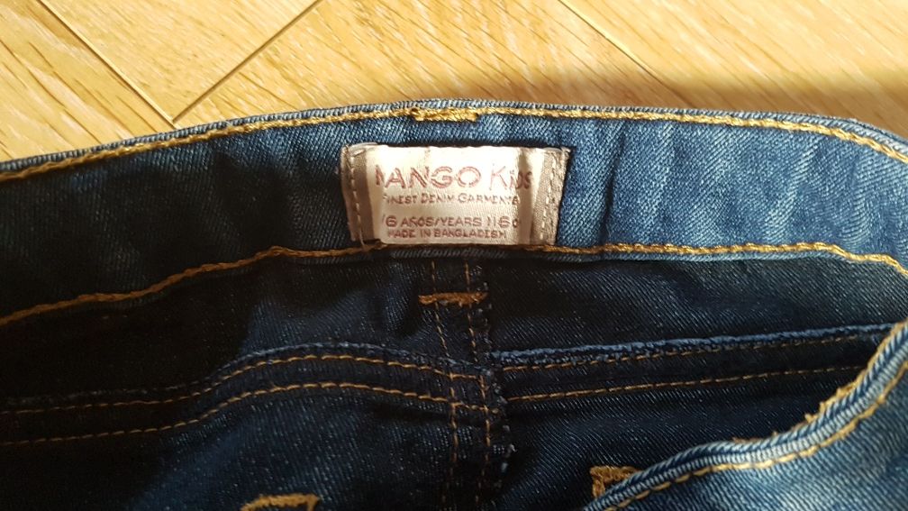 Pantaloni scurți Mango Kids 6 ani(116cm)