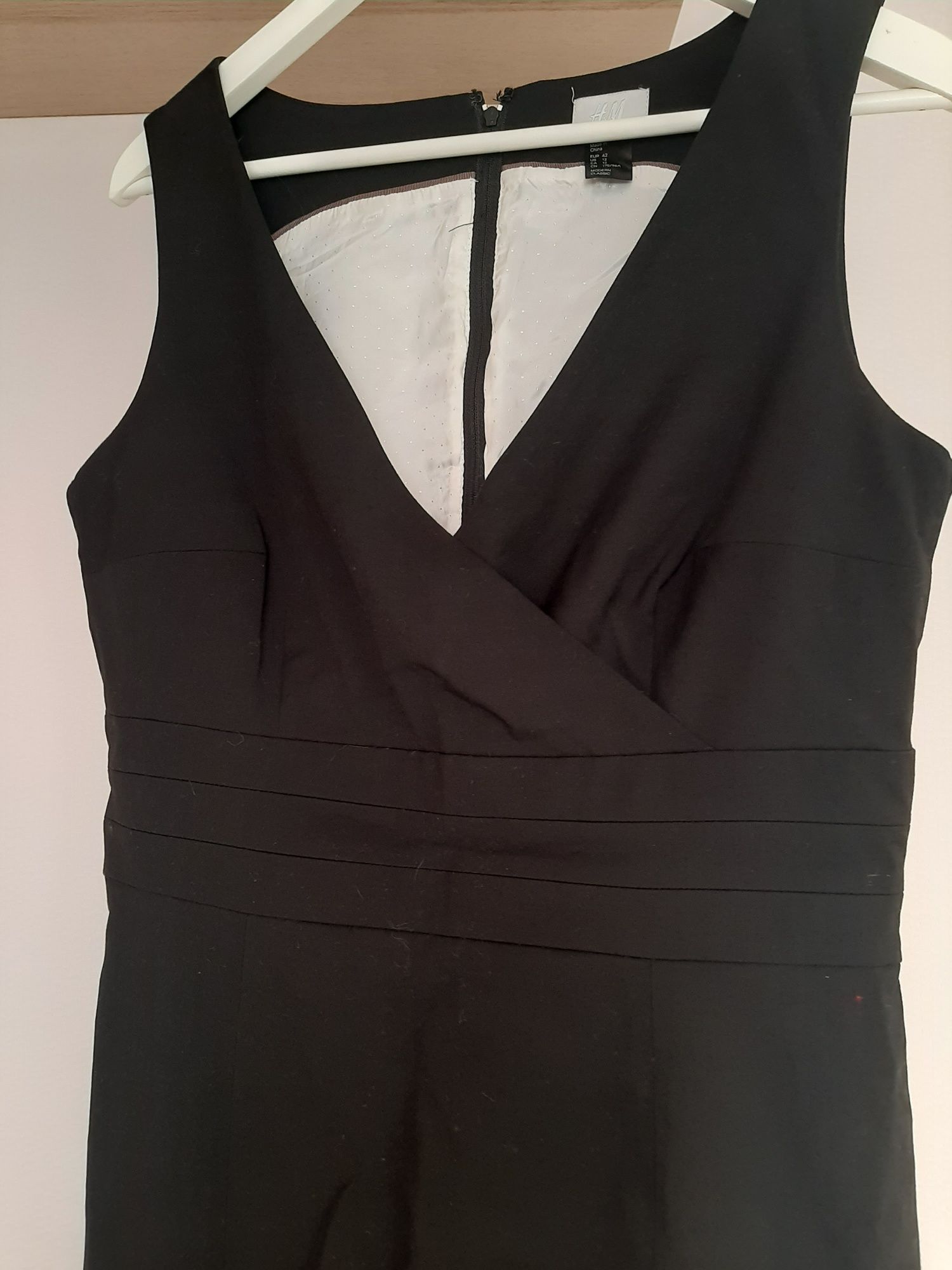 Малка черна рокля H&M 20 лв