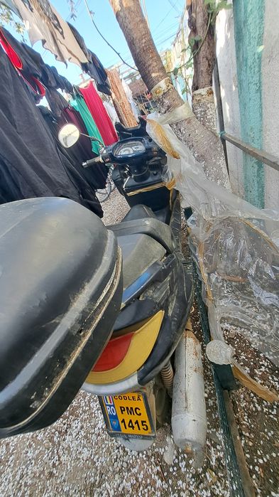 Scuter 125cc firma ITALJET