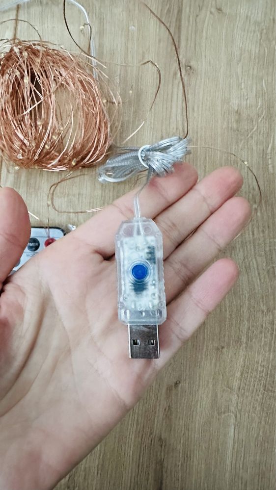 Instalatie 200 leduri cu  alimentare USB și telecomanda