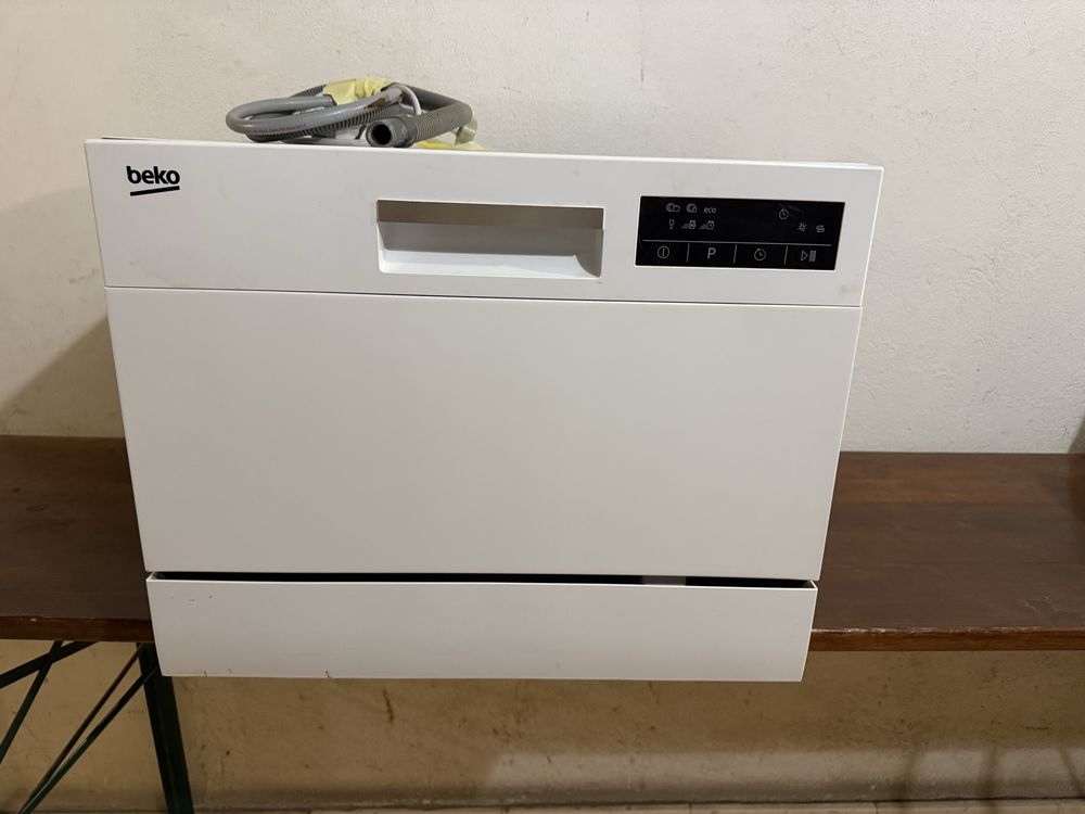 Съдомиялна Beko DTC36610W, 6 комплекта