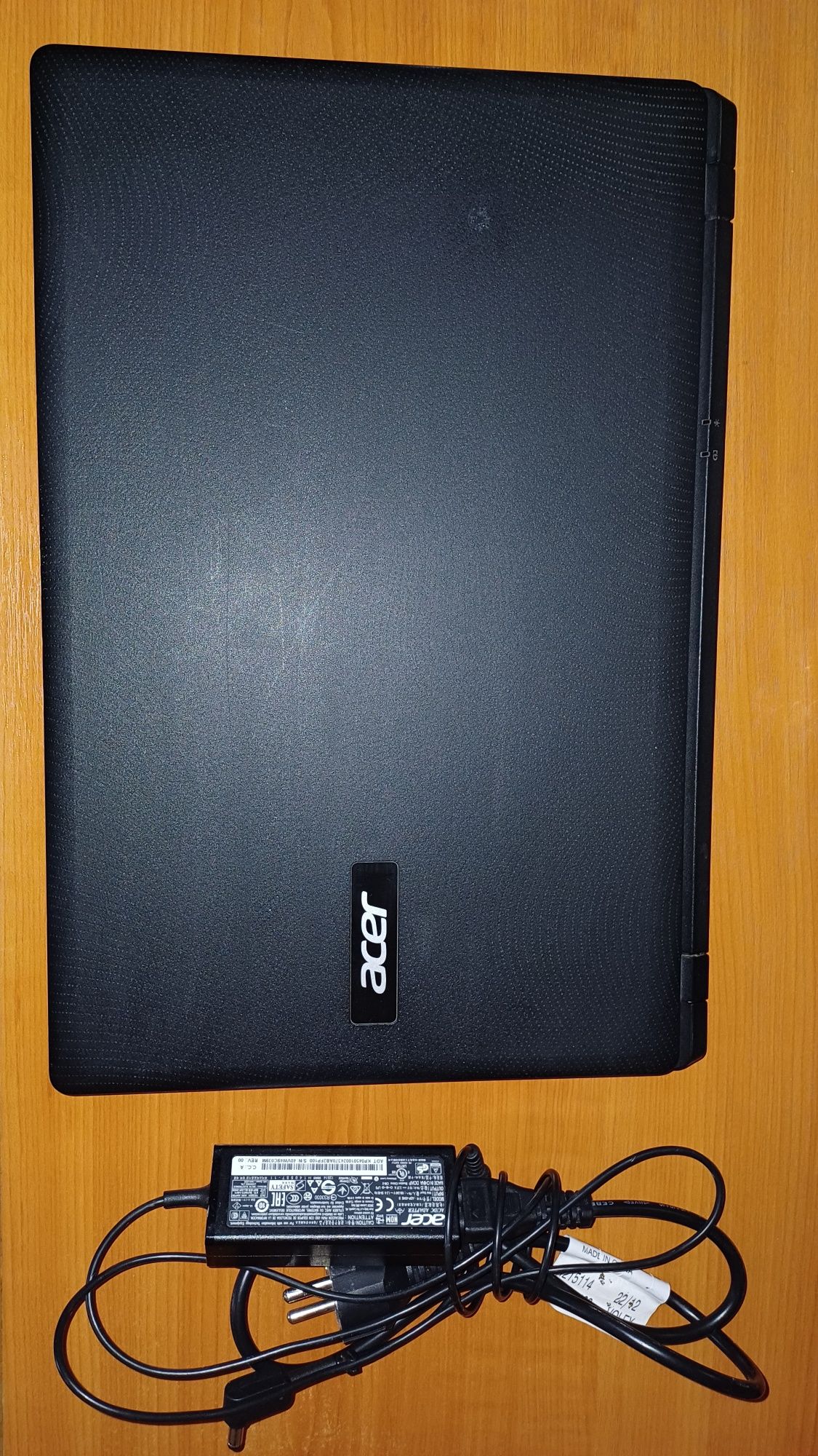 Acer Aspire ES1-521