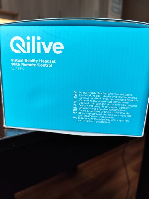 Очила за виртуална реалност и жична Gaming мишка