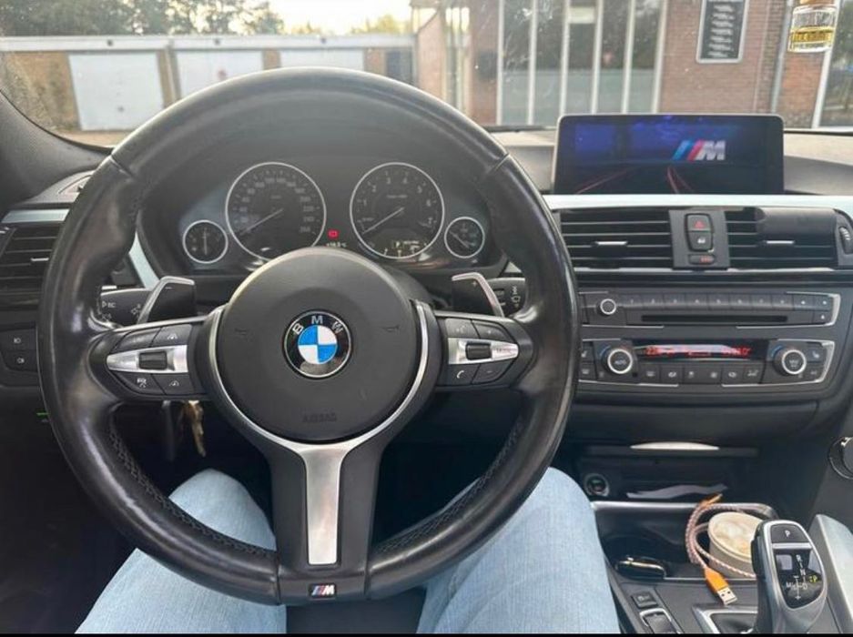 BMW F30 • 2.0 Benzină • 184 CP • Automată 8 trepte • Panoramic