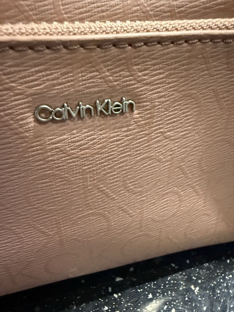 Чанта Calvin klein