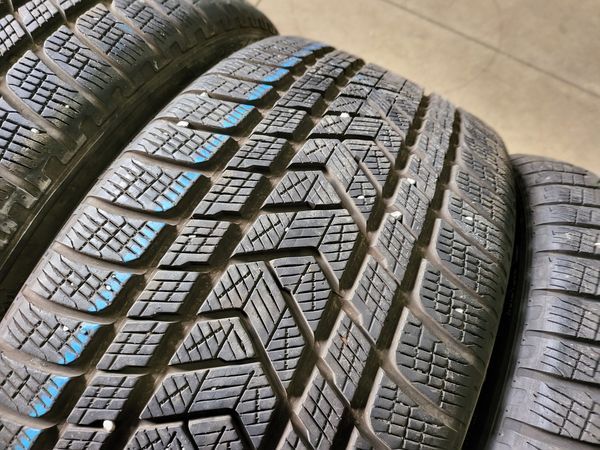 265/35/22 PIRELLI 4бр
