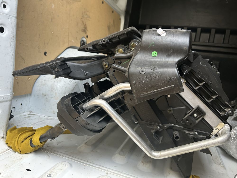 Ford Transit Custom няколко управления климатик и топлообменници
