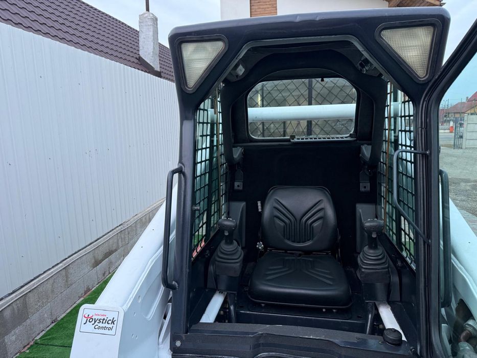 De vanzare bobcat senilat T300